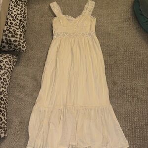 American Eagle Outfitters Cream Lace Blouse